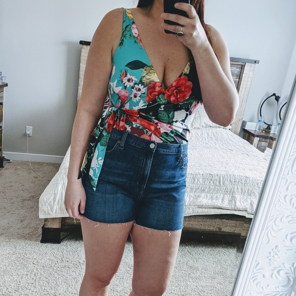 🆕🌿FLORAL BODYSUIT🌿 - Picture 12 of 14